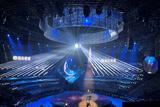Moving Heads in China Pop Music Singer Concerts 01